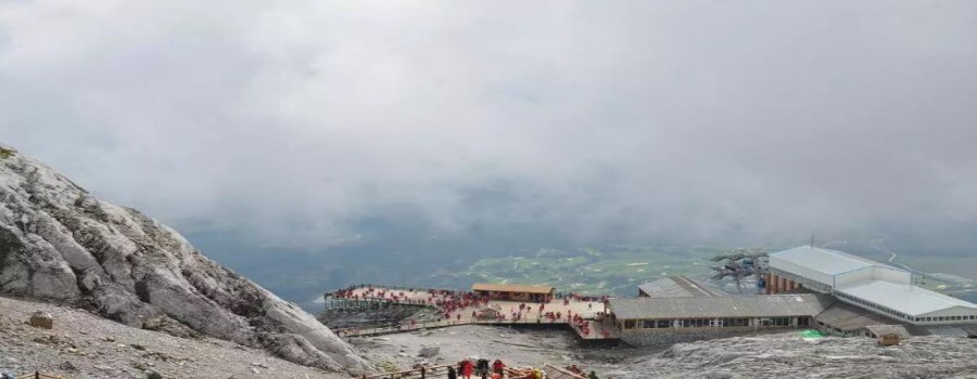 玉龍雪山旅游
