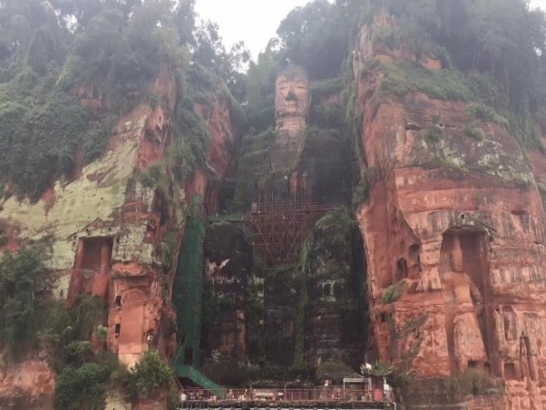 樂山大佛旅游